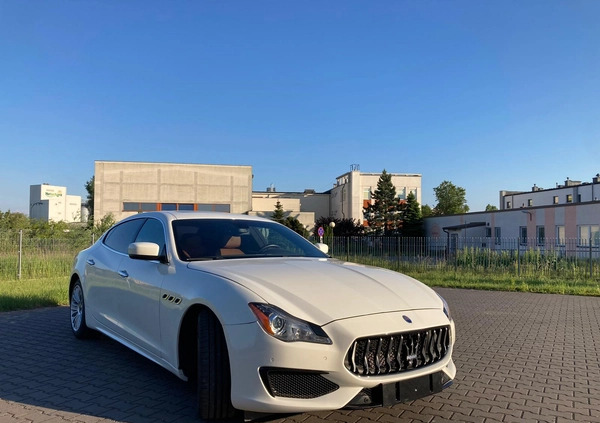 Maserati Quattroporte cena 155000 przebieg: 115000, rok produkcji 2015 z Działdowo małe 106